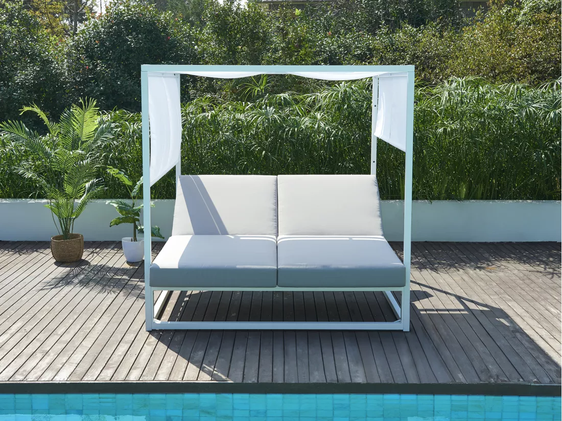 mobili-relax-da-giardino_28706323.webp